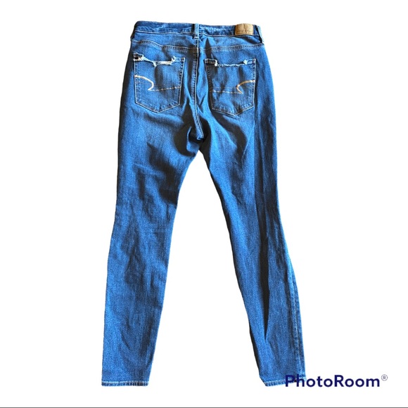 American Eagle women’s size 8 ripped jeans, the dream jean, boho, trendy - Picture 2 of 6